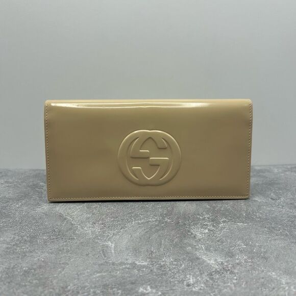 Gucci Tan Beige Leather Bifold Long Wallet Purse Snap Interlocking G Logo - Picture 1 of 16